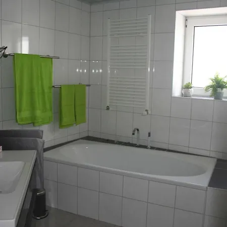 Ferienwohnung Spatzennest In Edesheim Buitenkant foto